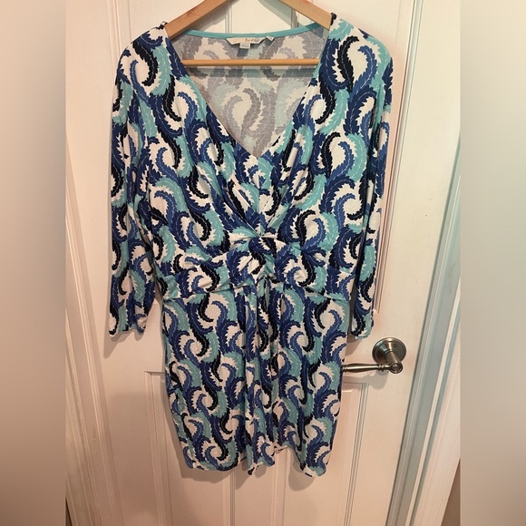Boden Blue and Gray Feather Print Dress Size 16 - Picture 1 of 3
